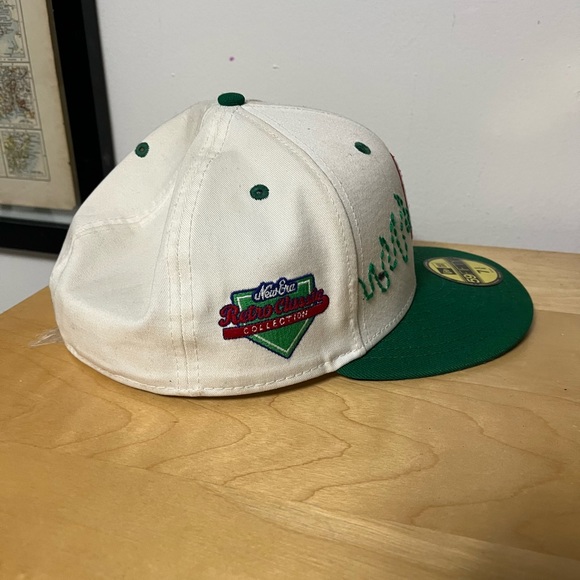 Green Yankees Fitted Baseball Cap
7 5/8 - Picture 2 of 3